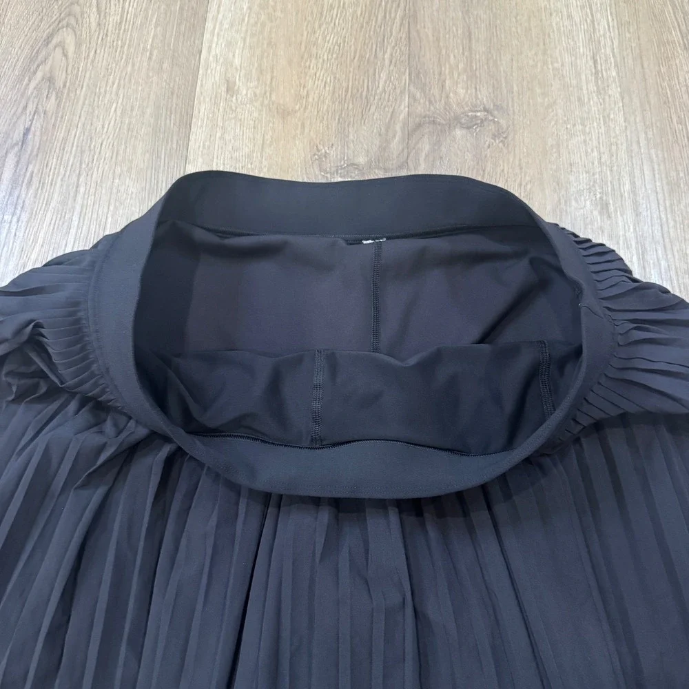 Lululemon Black Pleated Tennis Skirt Skort High Rise LW8AJYS Size 14